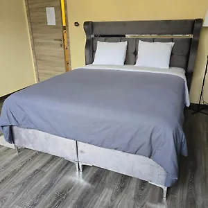  Apartment Right Choice